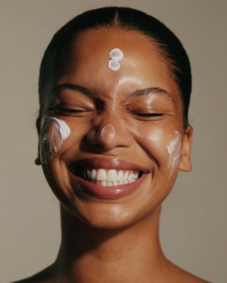 Bella Organics model